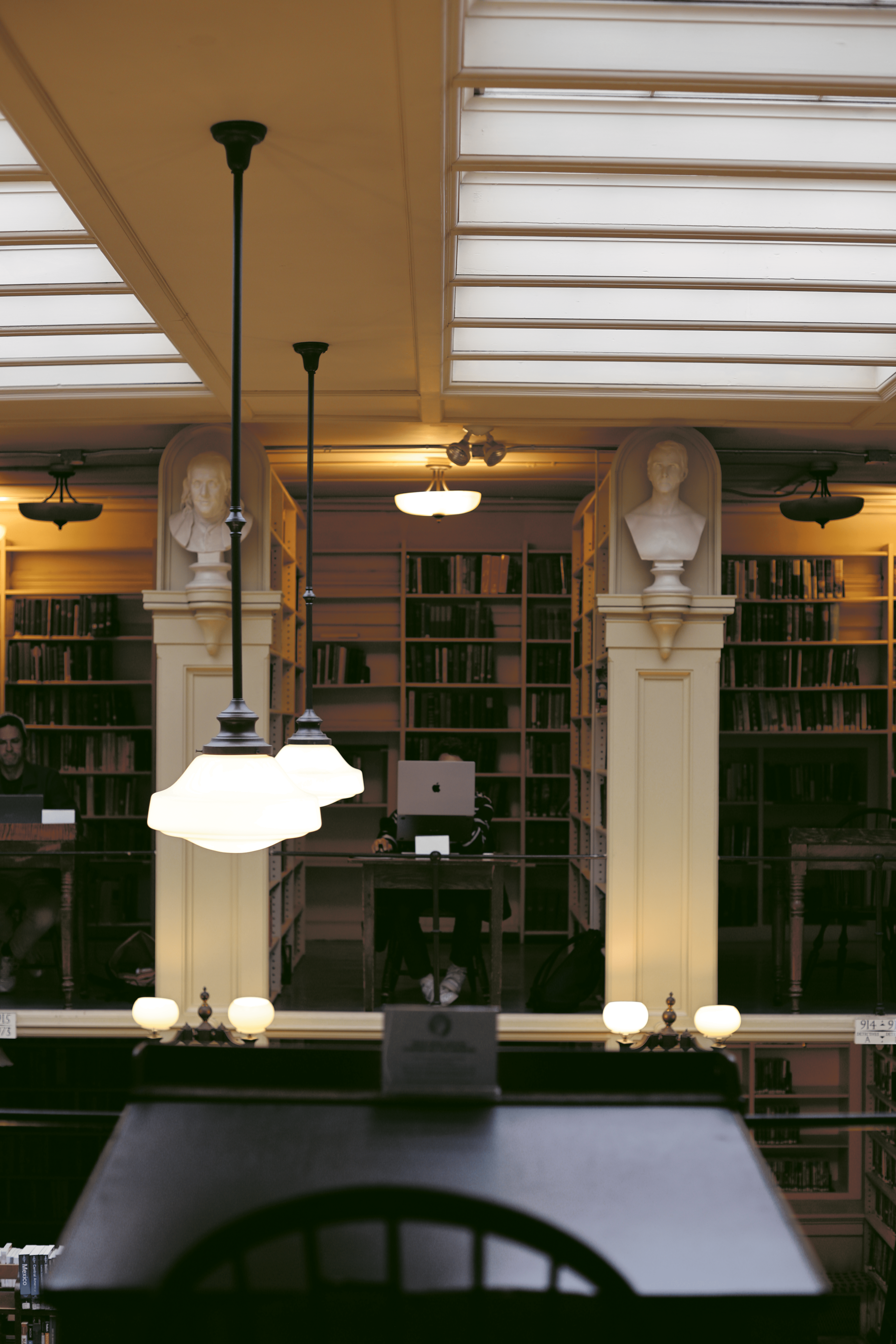 Reading desk